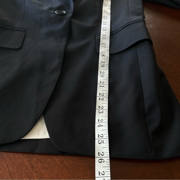 Banana Republic | Women's Black Wool Blazer - Picture 9 of 9